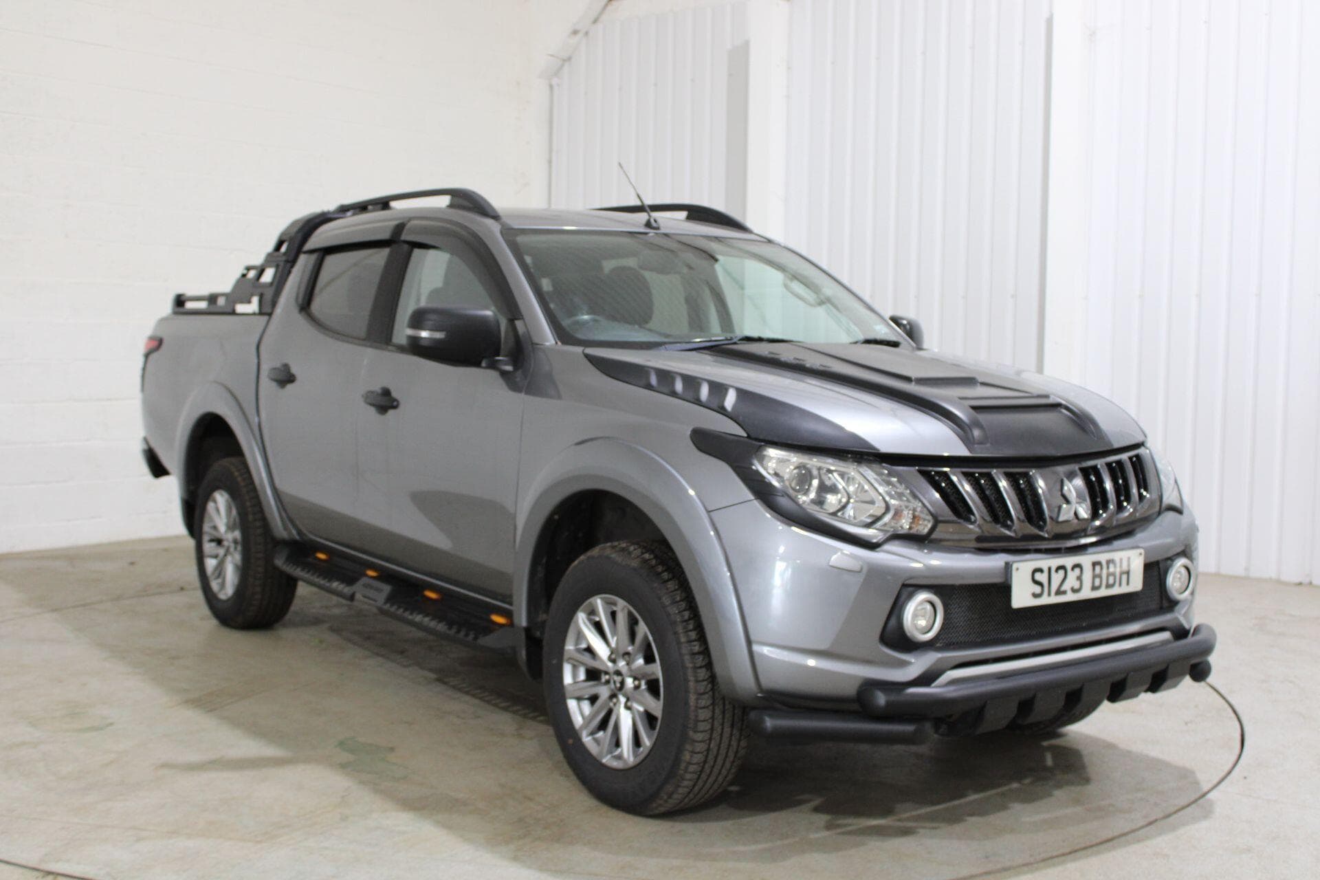 Mitsubishi L200