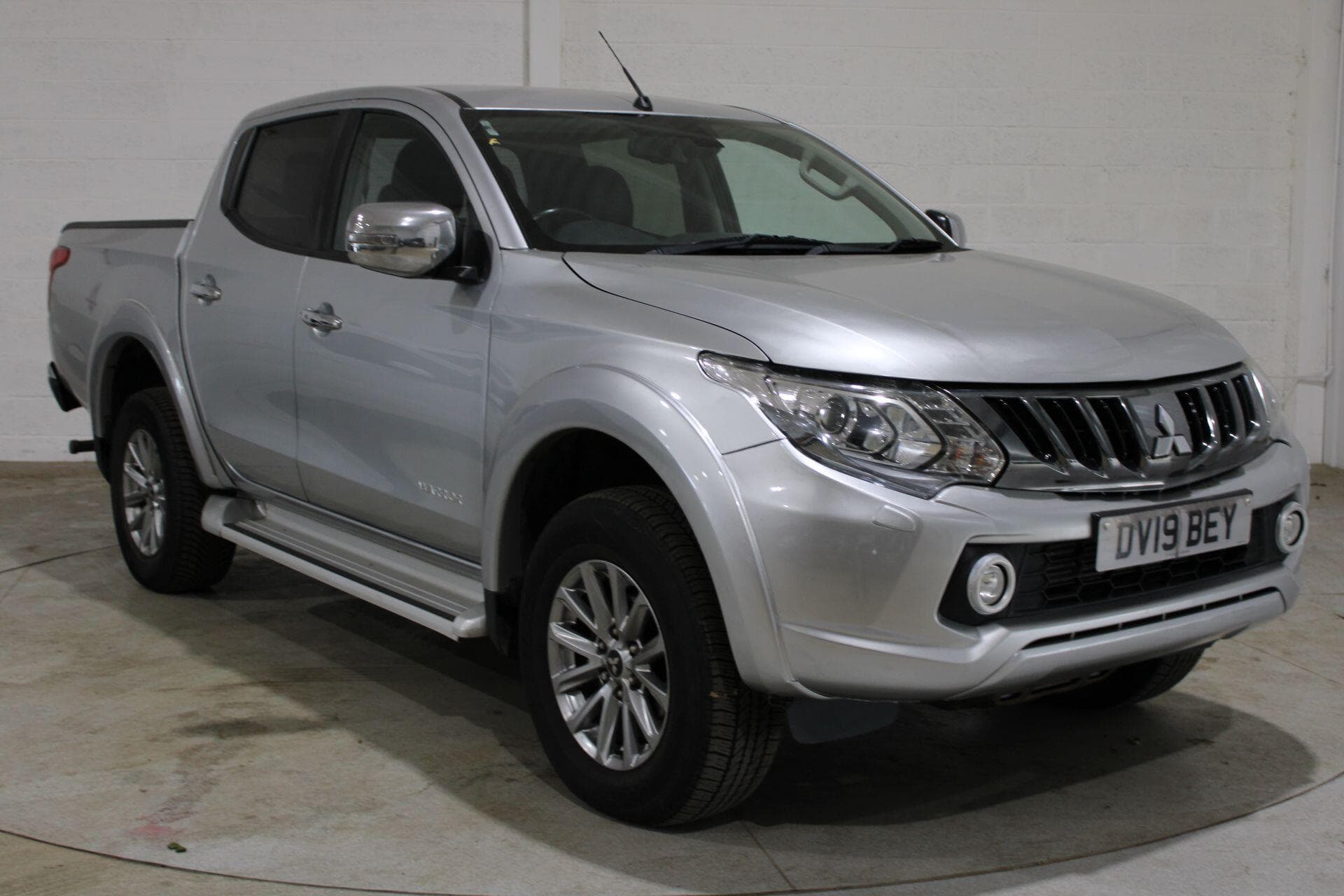 Mitsubishi L200